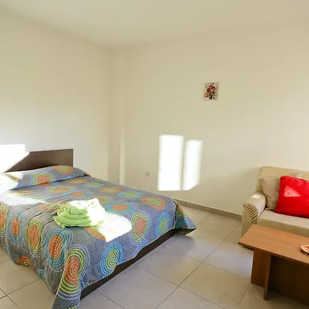 P. Ioannou Flats * Larnaca